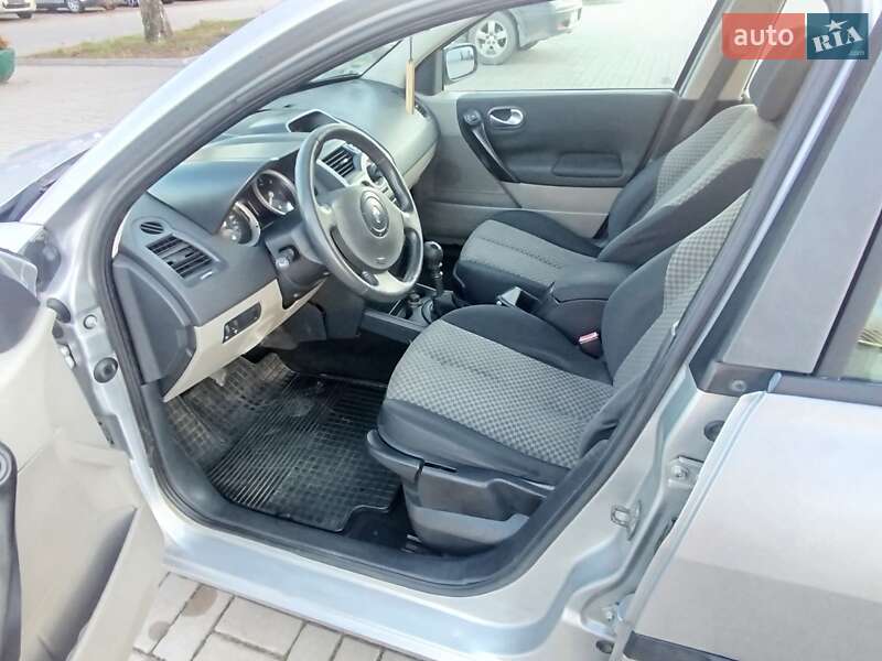 Универсал Renault Megane 2005 в Ровно фото 9 Универсал Renault Megane 2005 в Ровно