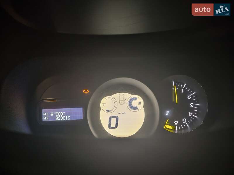 Хэтчбек Renault Megane 2009 в Сарнах фото 5 Хэтчбек Renault Megane 2009 в Сарнах