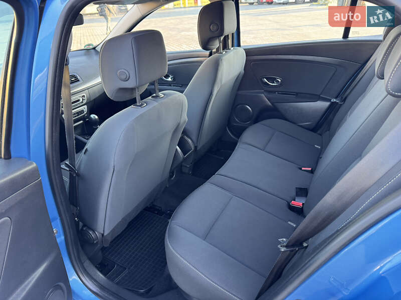 Универсал Renault Megane 2014 в Луцке фото 24 Универсал Renault Megane 2014 в Луцке