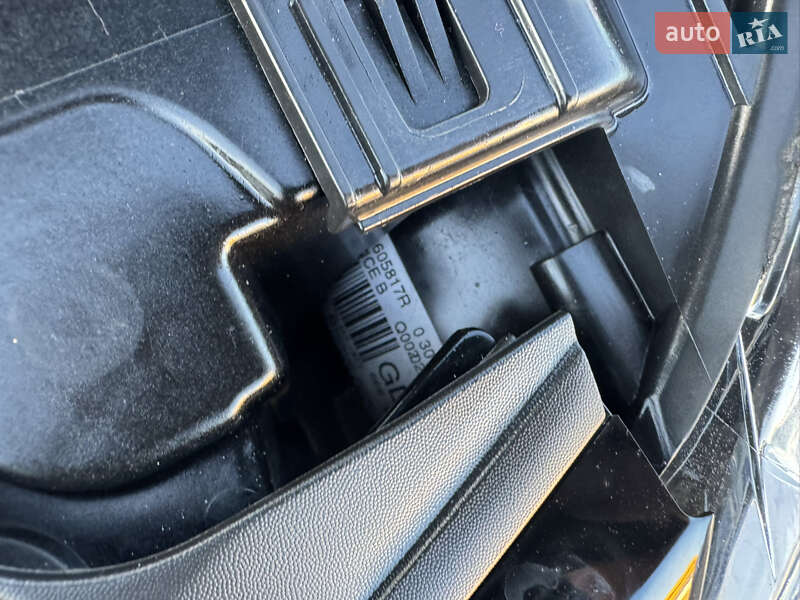 Универсал Renault Megane 2014 в Луцке фото 44 Универсал Renault Megane 2014 в Луцке