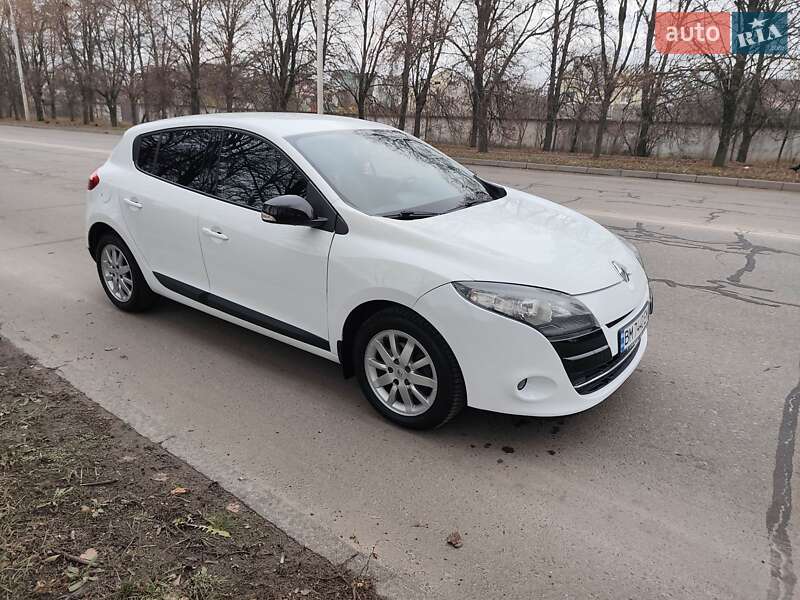Хэтчбек Renault Megane 2011 в Сумах