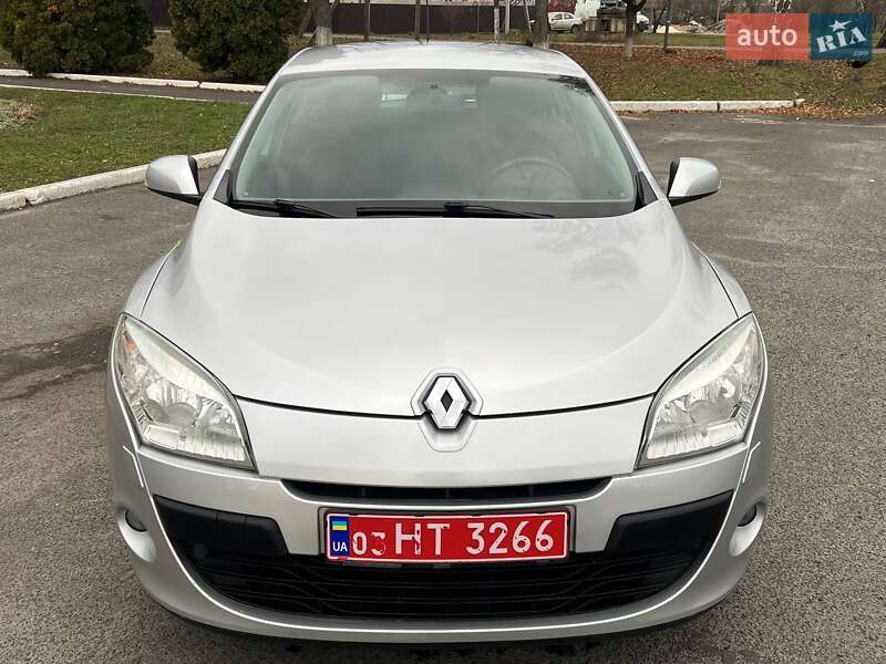 Универсал Renault Megane 2010 в Лубнах фото 24 Универсал Renault Megane 2010 в Лубнах