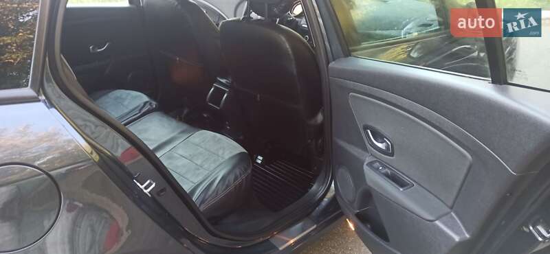 Универсал Renault Megane 2010 в Глухове