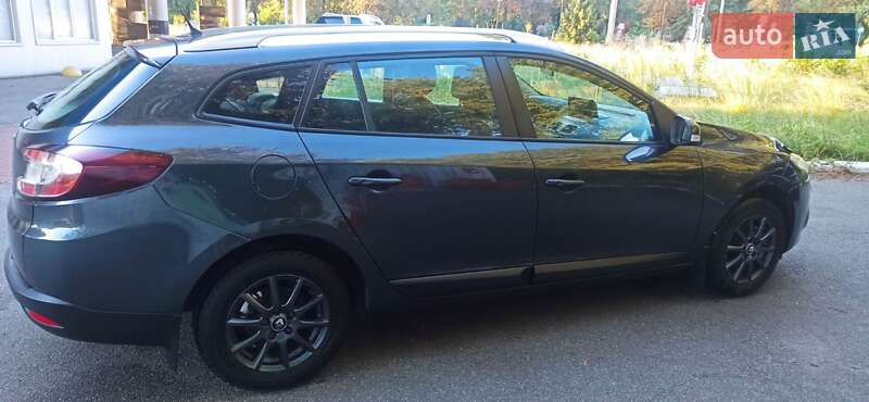 Универсал Renault Megane 2010 в Глухове