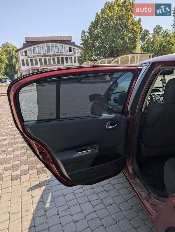 Седан Renault Megane 2008 в Ивано-Франковске