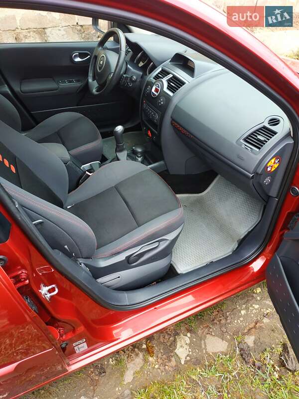 Седан Renault Megane 2007 в Чернигове