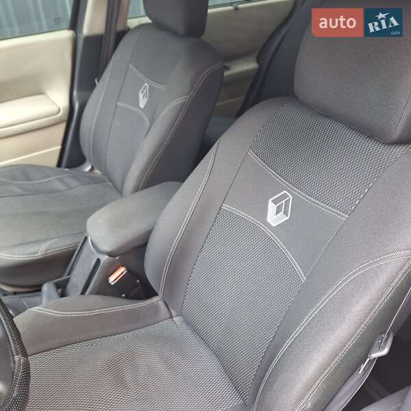 Седан Renault Megane 2007 в Києві