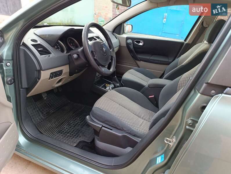 Седан Renault Megane 2004 в Тернополе фото 7 Седан Renault Megane 2004 в Тернополе