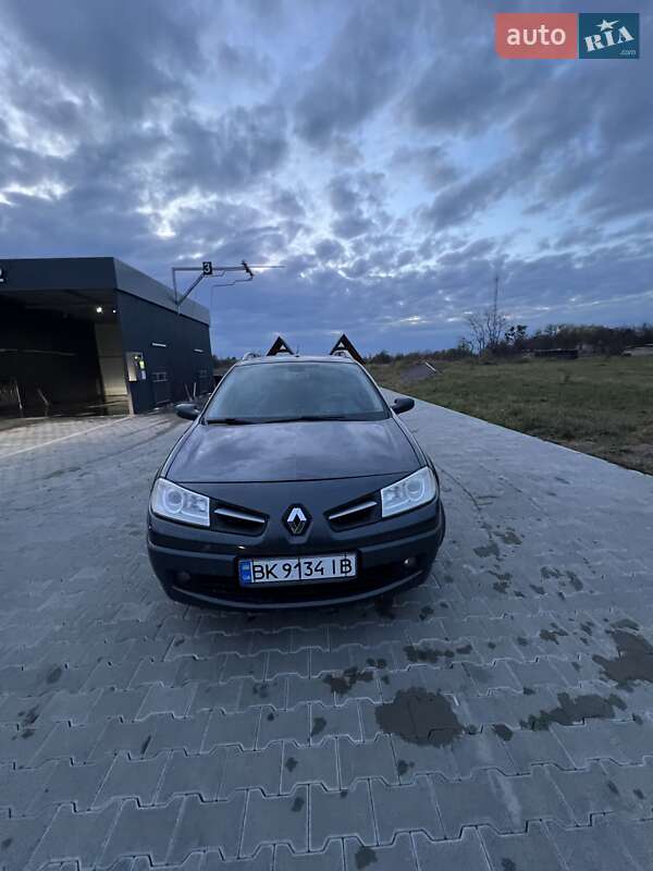 Универсал Renault Megane 2008 в Сарнах