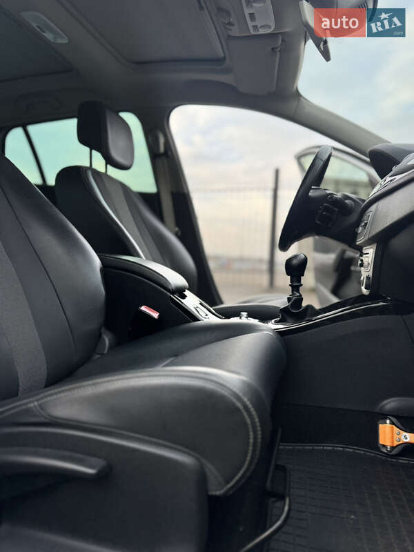 Универсал Renault Megane 2013 в Киеве фото 18 Универсал Renault Megane 2013 в Киеве