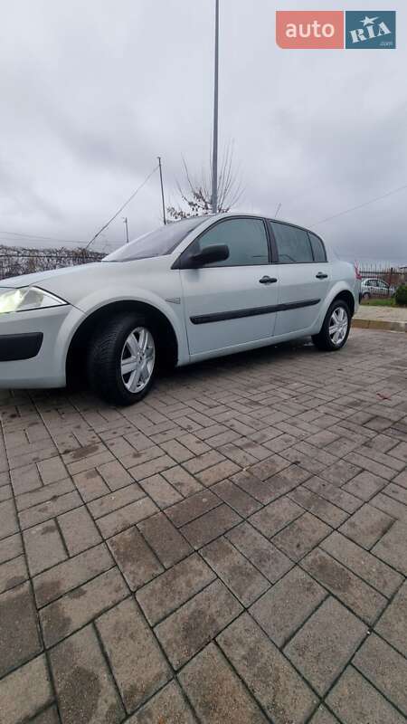 Седан Renault Megane 2004 в Киеве