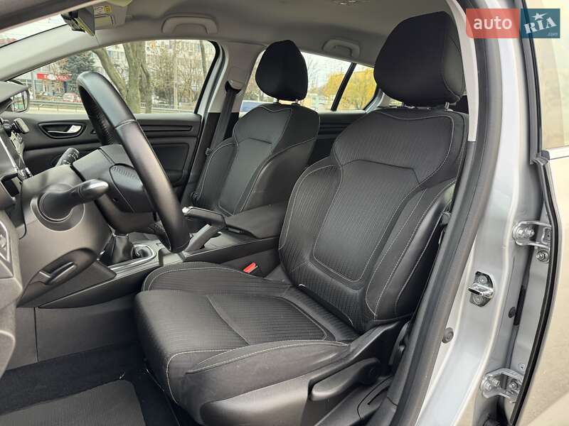 Универсал Renault Megane 2018 в Днепре фото 20 Универсал Renault Megane 2018 в Днепре