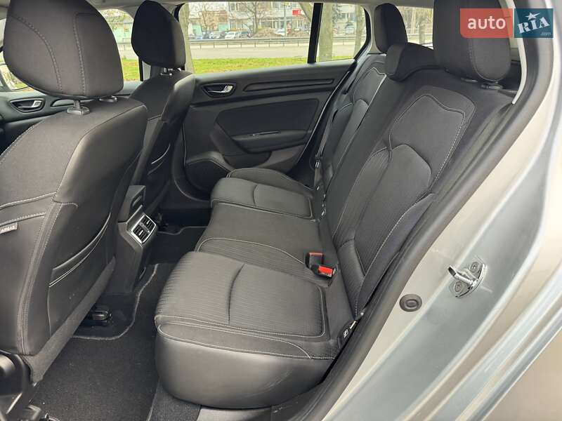 Универсал Renault Megane 2018 в Днепре фото 31 Универсал Renault Megane 2018 в Днепре