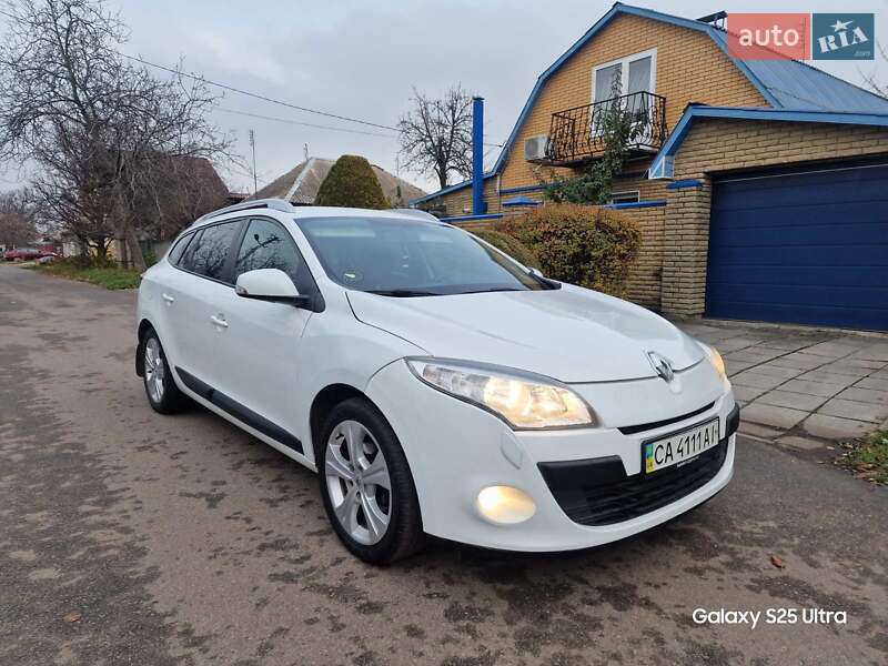 Универсал Renault Megane 2011 в Черкассах фото 7 Универсал Renault Megane 2011 в Черкассах