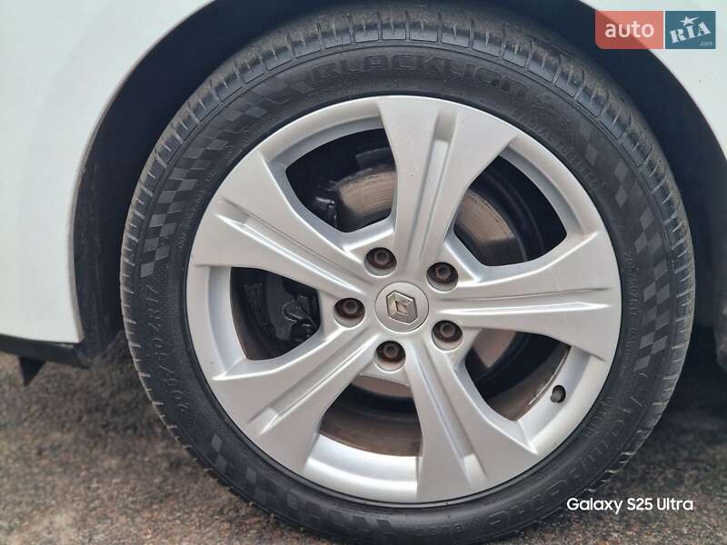 Универсал Renault Megane 2011 в Черкассах фото 16 Универсал Renault Megane 2011 в Черкассах