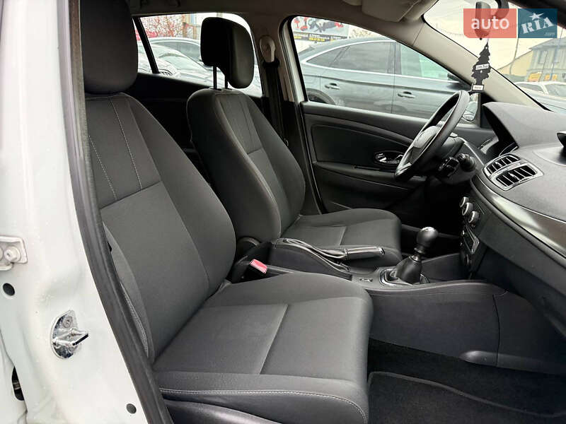 Хэтчбек Renault Megane 2014 в Коломые фото 20 Хэтчбек Renault Megane 2014 в Коломые