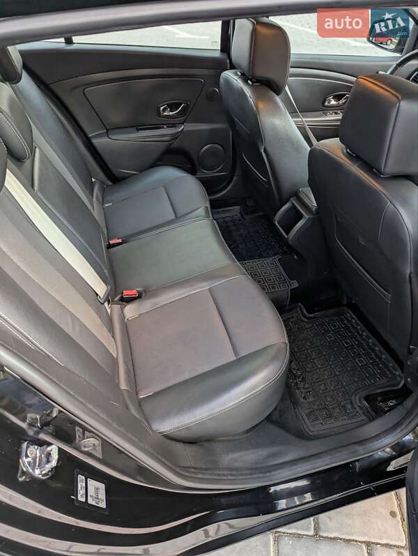 Универсал Renault Megane 2013 в Ровно фото 10 Универсал Renault Megane 2013 в Ровно