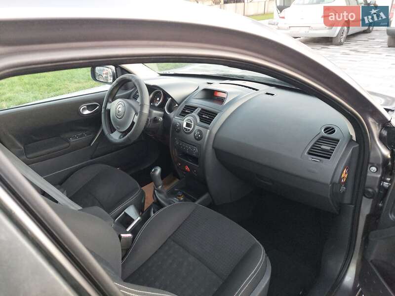 Универсал Renault Megane 2005 в Монастыриске фото 27 Универсал Renault Megane 2005 в Монастыриске