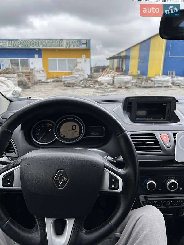 Универсал Renault Megane 2012 в Житомире фото 9 Универсал Renault Megane 2012 в Житомире