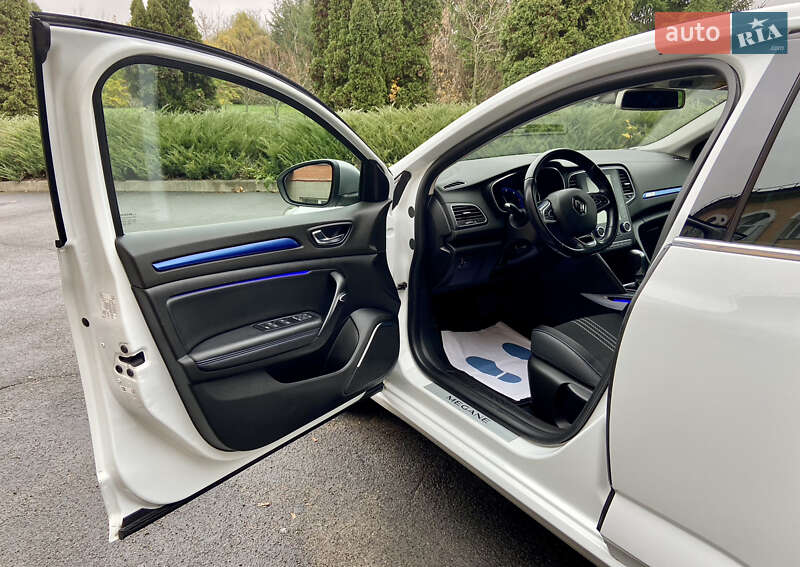 Хетчбек Renault Megane 2017 в Умані фото 37 Хетчбек Renault Megane 2017 в Умані