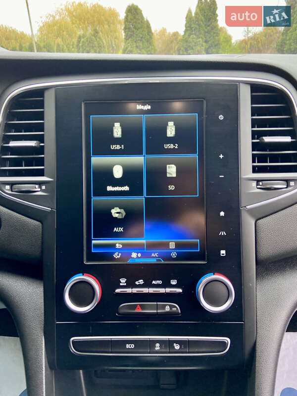 Хетчбек Renault Megane 2017 в Умані фото 65 Хетчбек Renault Megane 2017 в Умані