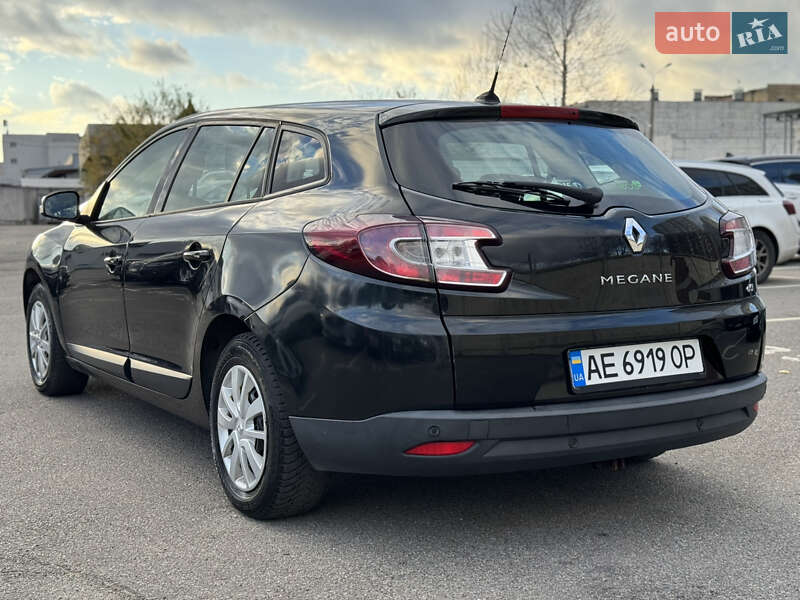 Універсал Renault Megane 2011 в Києві фото 6 Універсал Renault Megane 2011 в Києві