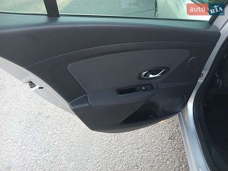 Універсал Renault Megane 2012 в Дніпрі