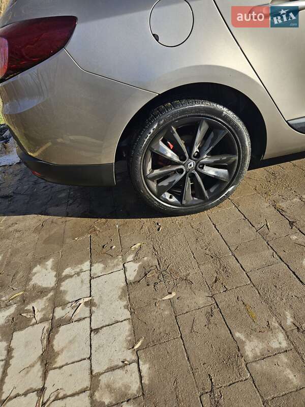 Универсал Renault Megane 2010 в Ивано-Франковске фото 6 Универсал Renault Megane 2010 в Ивано-Франковске