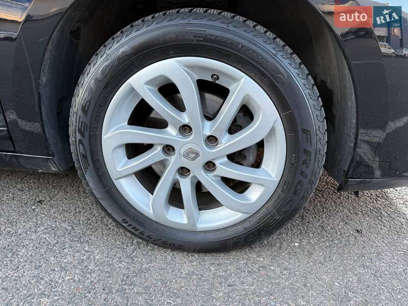 Универсал Renault Megane 2015 в Ковеле фото 16 Универсал Renault Megane 2015 в Ковеле