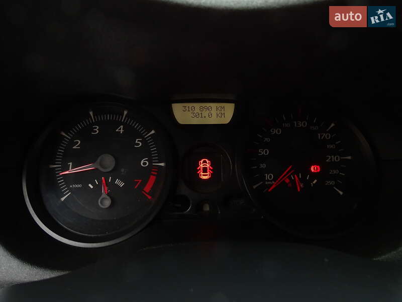 Седан Renault Megane 2006 в Запоріжжі фото 15 Седан Renault Megane 2006 в Запоріжжі