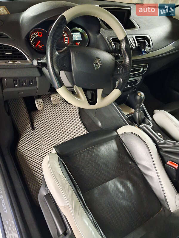 Універсал Renault Megane 2012 в Кам'янець-Подільському