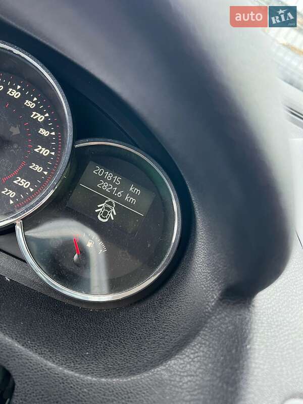 Хэтчбек Renault Megane 2012 в Корце