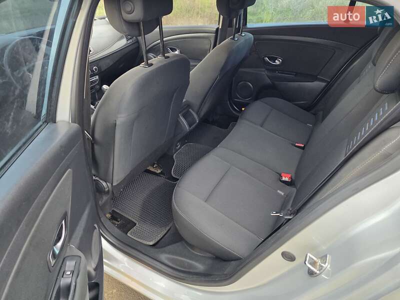 Универсал Renault Megane 2011 в Одессе фото 10 Универсал Renault Megane 2011 в Одессе
