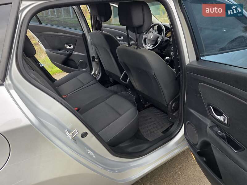 Универсал Renault Megane 2011 в Одессе фото 13 Универсал Renault Megane 2011 в Одессе