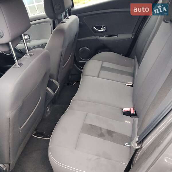 Хэтчбек Renault Megane 2011 в Сумах