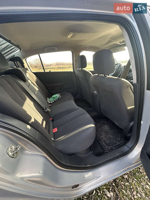 Седан Renault Megane 2005 в Березному