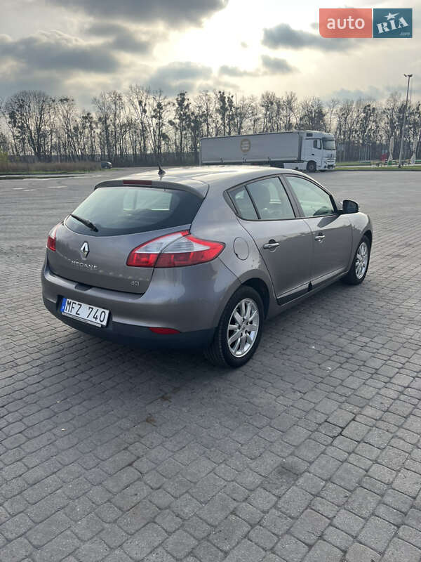Хэтчбек Renault Megane 2011 в Радивилове