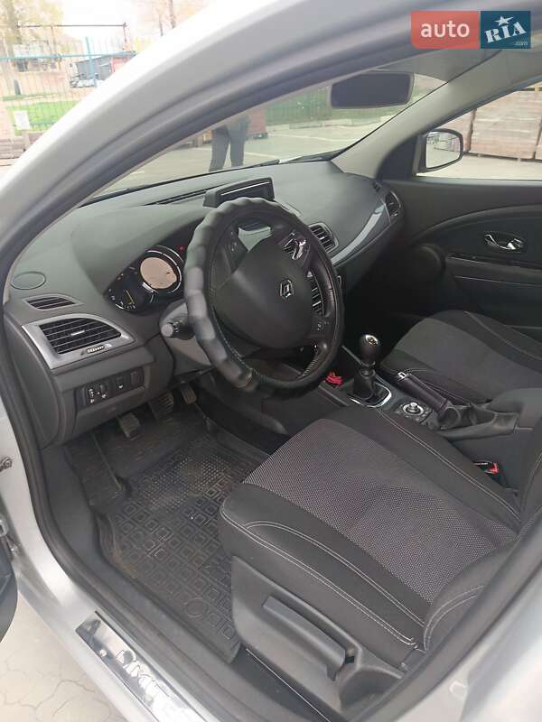 Универсал Renault Megane 2015 в Южноукраинске