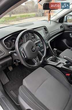 Хэтчбек Renault Megane 2017 в Миргороде