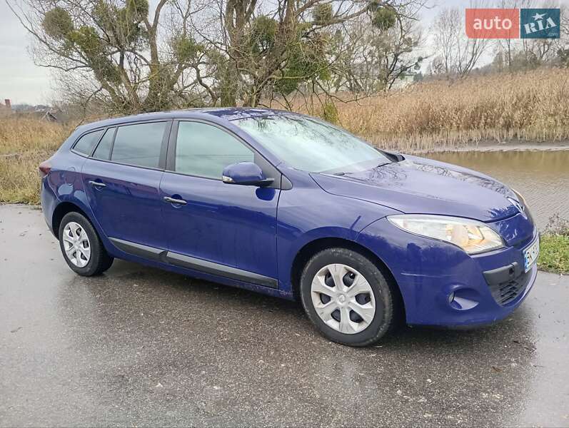 Универсал Renault Megane 2011 в Кременце