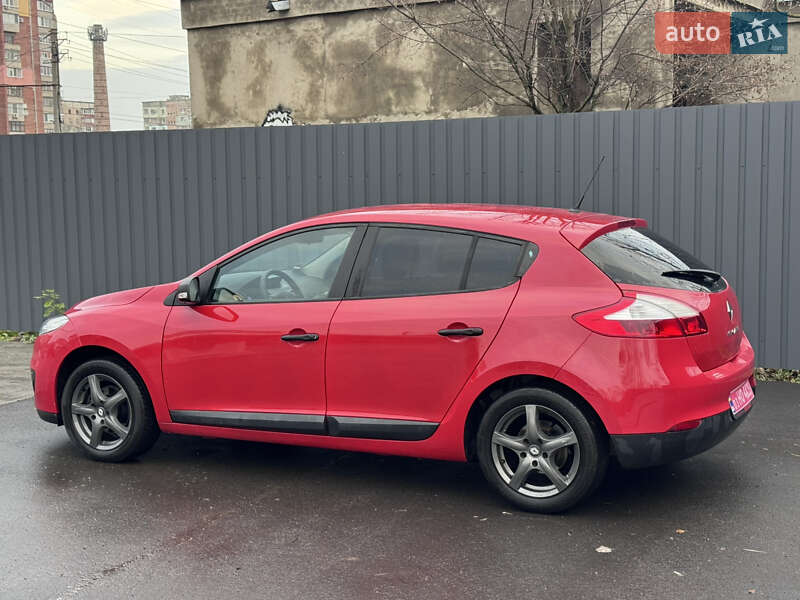 Хэтчбек Renault Megane 2013 в Полтаве