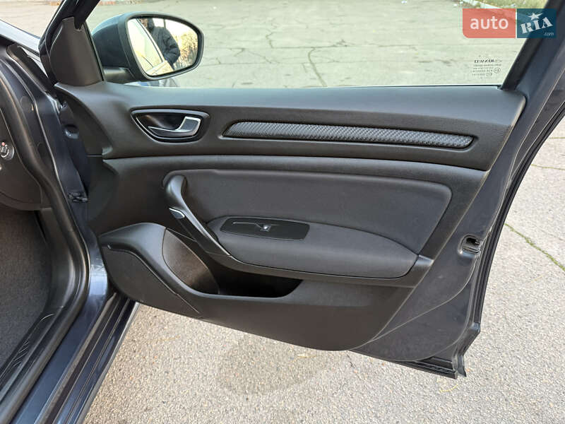 Универсал Renault Megane 2020 в Днепре фото 41 Универсал Renault Megane 2020 в Днепре