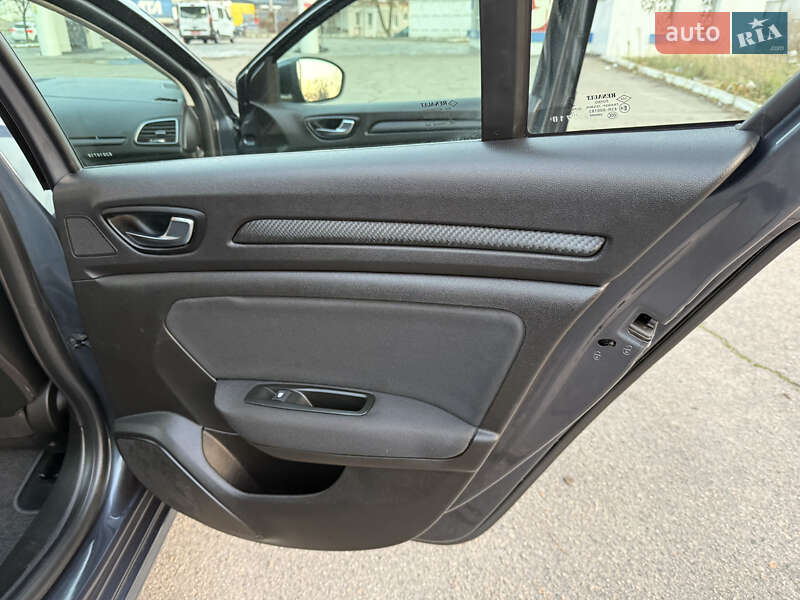 Универсал Renault Megane 2020 в Днепре фото 45 Универсал Renault Megane 2020 в Днепре