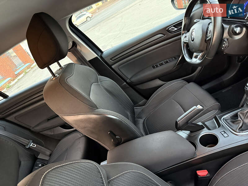Универсал Renault Megane 2020 в Днепре фото 49 Универсал Renault Megane 2020 в Днепре