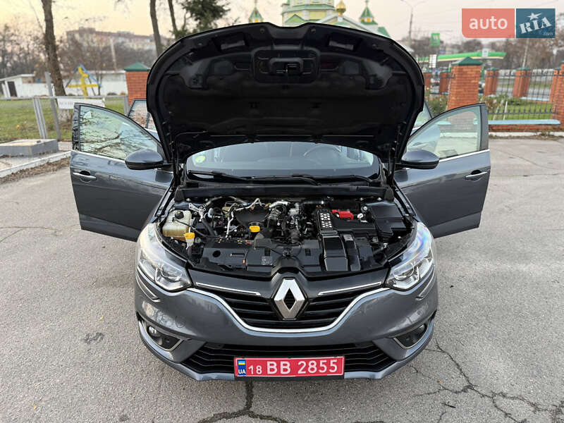 Универсал Renault Megane 2020 в Днепре фото 91 Универсал Renault Megane 2020 в Днепре