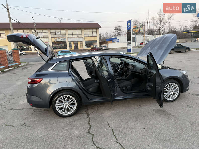 Универсал Renault Megane 2020 в Днепре фото 96 Универсал Renault Megane 2020 в Днепре