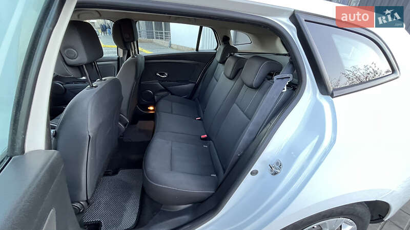 Хетчбек Renault Megane 2011 в Кам'янському