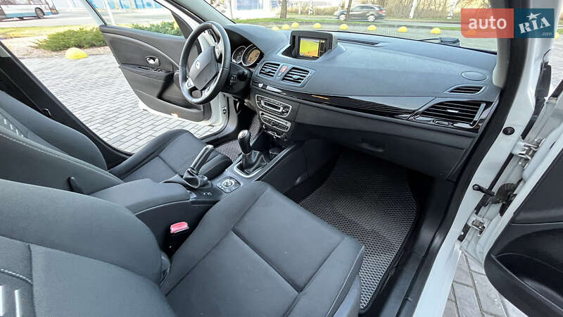 Хетчбек Renault Megane 2011 в Кам'янському