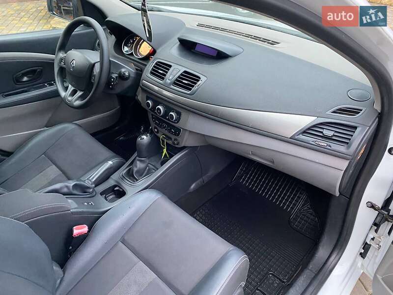 Хэтчбек Renault Megane 2011 в Виннице