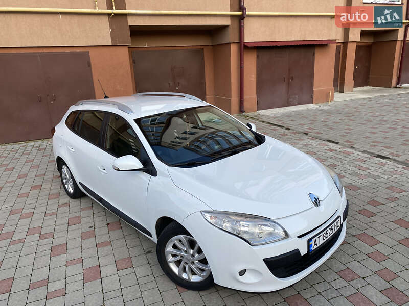 Универсал Renault Megane 2011 в Ивано-Франковске